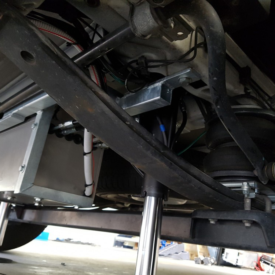 automatic remote leveling for 2 tons Caravan camper trailer for